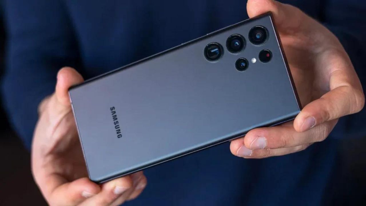 Galaxy S25 Ultra tasarımı sızdı... Samsung&#039;dan şaşırtan değişiklik