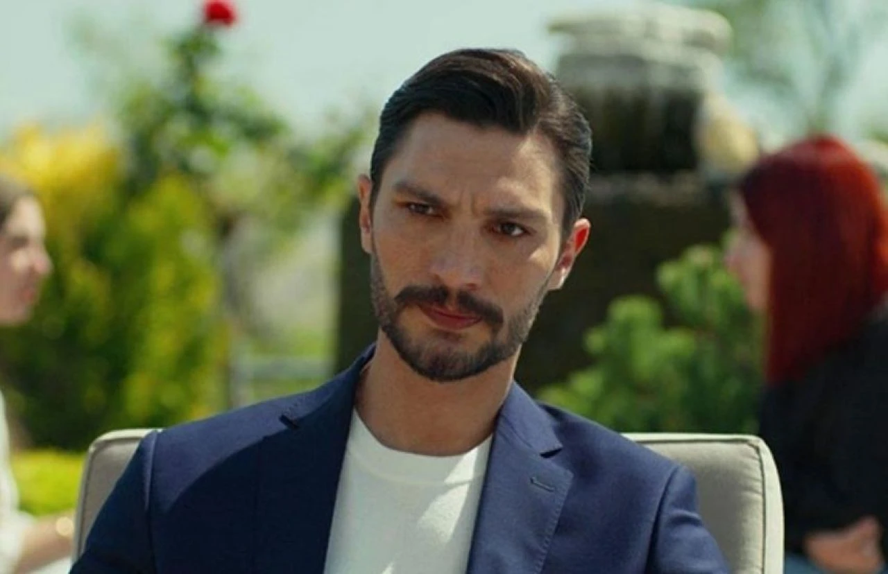 Hadise oyunculuğa ilk adımını attı! İlk partneri İlhan Şen oldu