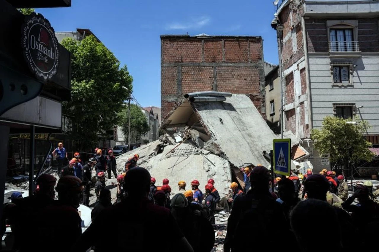 İstanbul için korkutucu deprem senaryosu! 'Tam 100 yıl sürebilir'