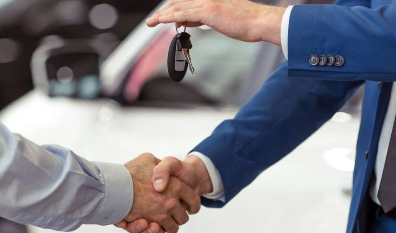 Son dakika | Ticaret Bakanlığı duyurdu! Araç satışlarında 6 ay-6 bin kilometre ve ilan kısıtlaması uygulaması uzatıldı