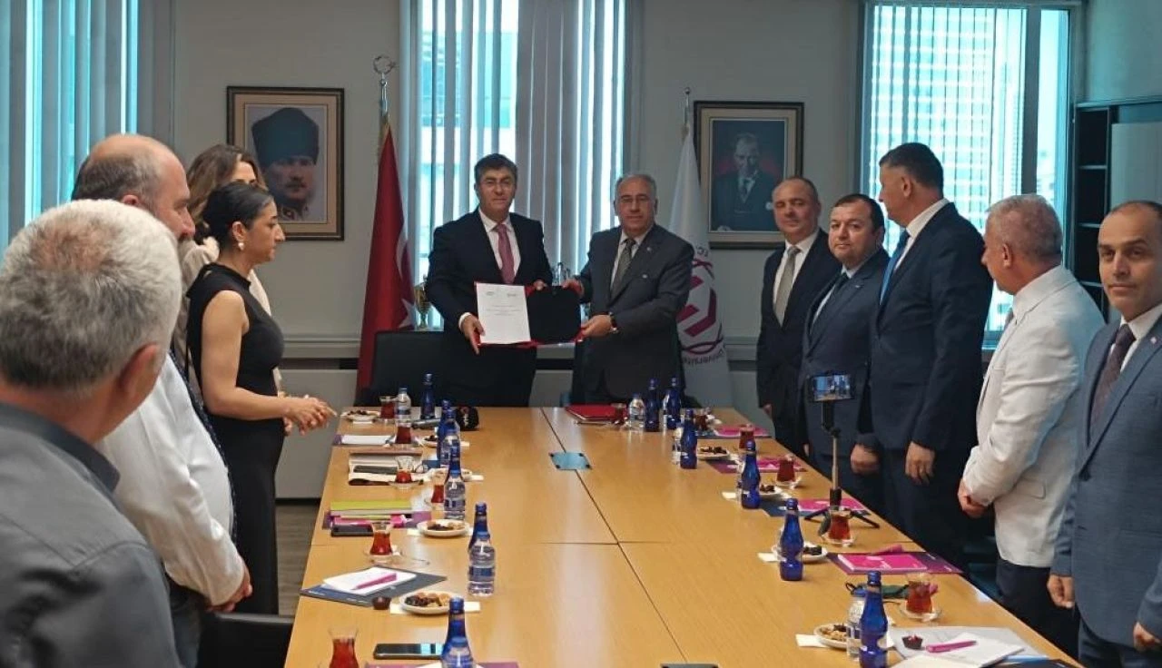 İstanbul Gedik Üniversitesi ile İstanbul Sosyal Güvenlik Kurumu arasında ‘Emekliler Yılı' protokolü imzalandı - 1. Resim