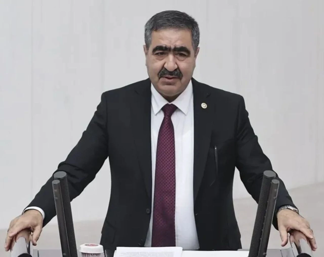 İYİ Parti'nin kurucu üyesi İbrahim Halil Oral istifa etti