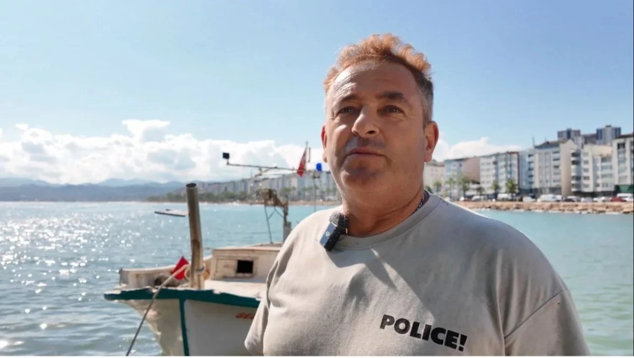 Ordulu çılgın balıkçılar! Merak edip hortumun içine daldılar