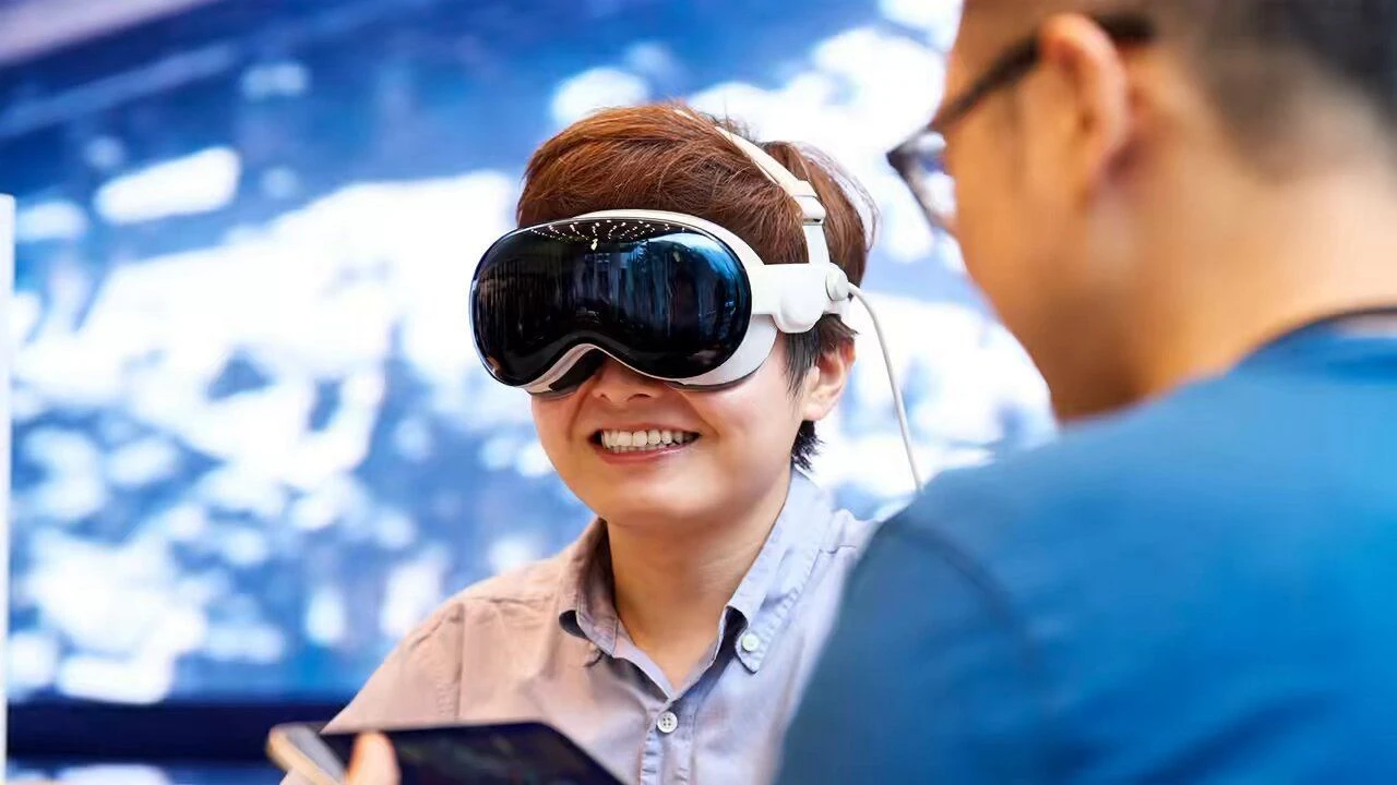 Apple Vision Pro, Avrupa'da satışa çıktı! Türkiye için üzen haber