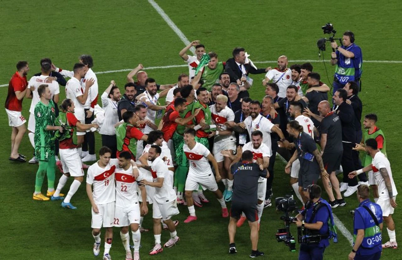 EURO 2024'e Türkiye damgası! Ev sahibi Almanya'yı geride bıraktık