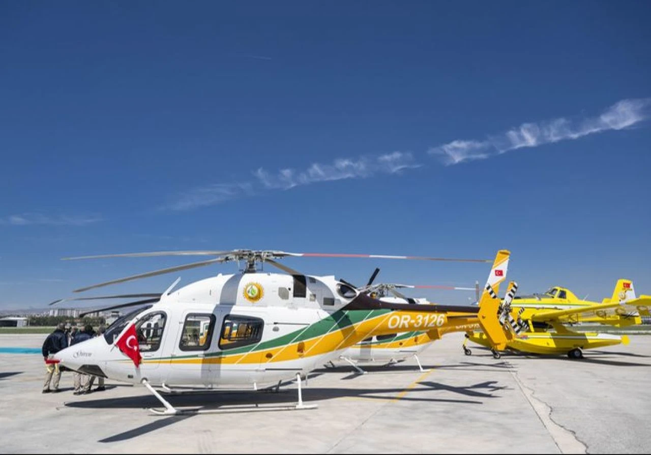 Orman Genel Müdürlüğü bünyesinde bulunan helikopterler ve uçakların 2023 yılı verilerine göre 431 ton su atma kapasitesi bulunuyor