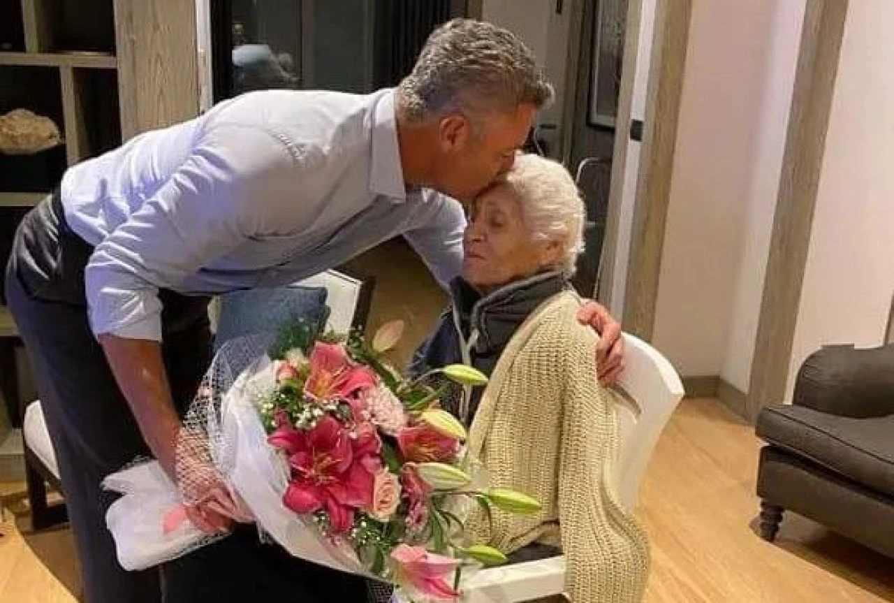 Sadettin Saran'ın acı günü... Annesi Geraldine Saran hayatını kaybetti  - 1. Resim