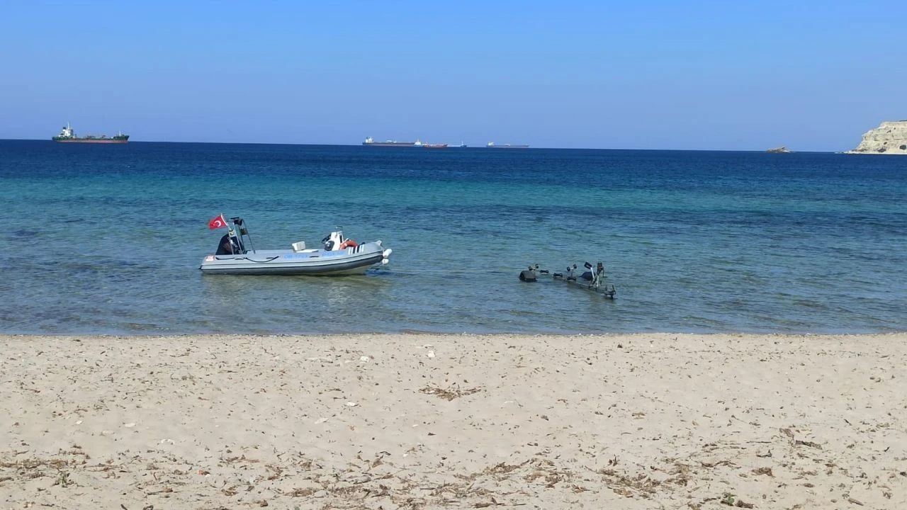 Giysileri kıyıda bulundu! Bozcaada&#039;da denize giren 77 yaşındaki kadın sırra kadem bastı