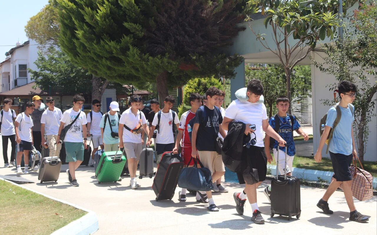 18-30 yaş arası gençler GSB yurtlarında 8 Temmuz 25 Ağustos tarihleri arasında 5 gün ücretsiz kalabilecek - 1. Resim