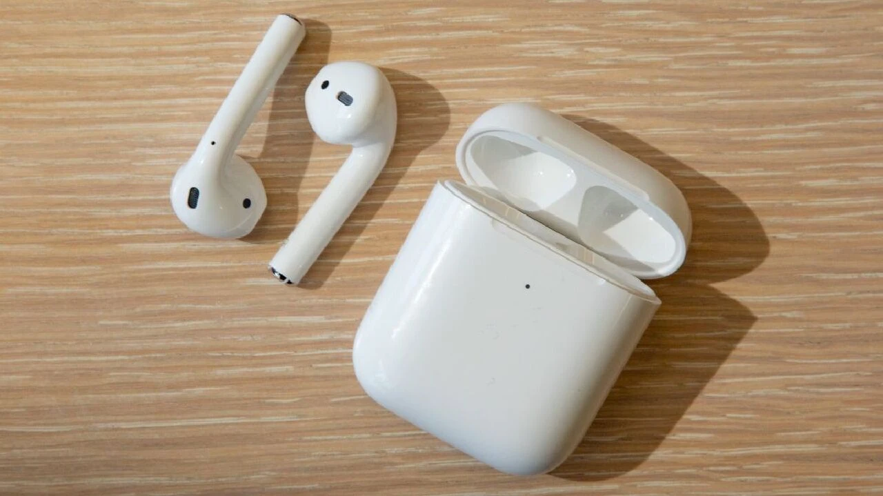 AirPods kulaklıklara kamera geliyor... Ama düşündüğünüz gibi değil