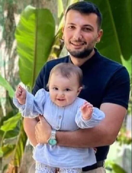 Aydın'da 11 aylık Pera bebek evinde oyun oynarken yorgun mermi yüzünden öldü - 1. Resim