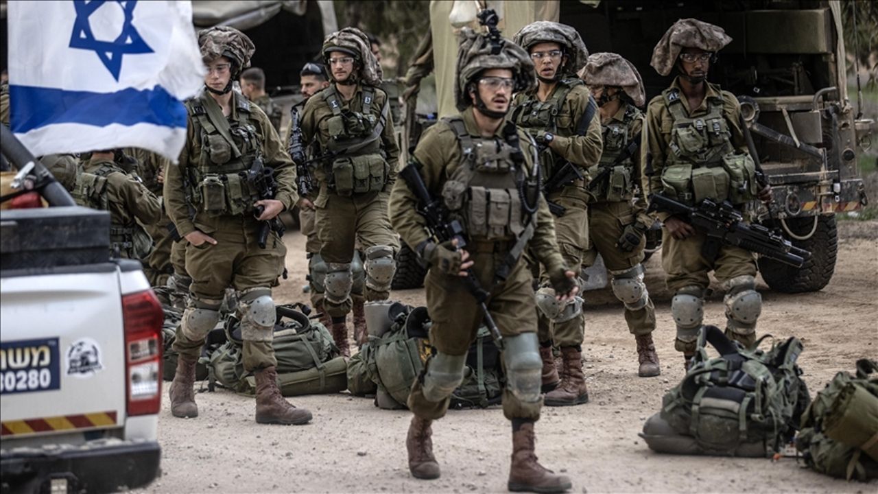 İsrail tutuştu, acil asker arayışına başladı: Harediler hedefte - Dünya