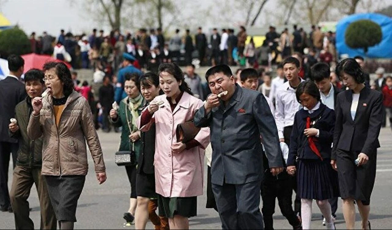 K-Pop dinleyen genç idam edildi! Kuzey Kore'nin ilginç yasakları