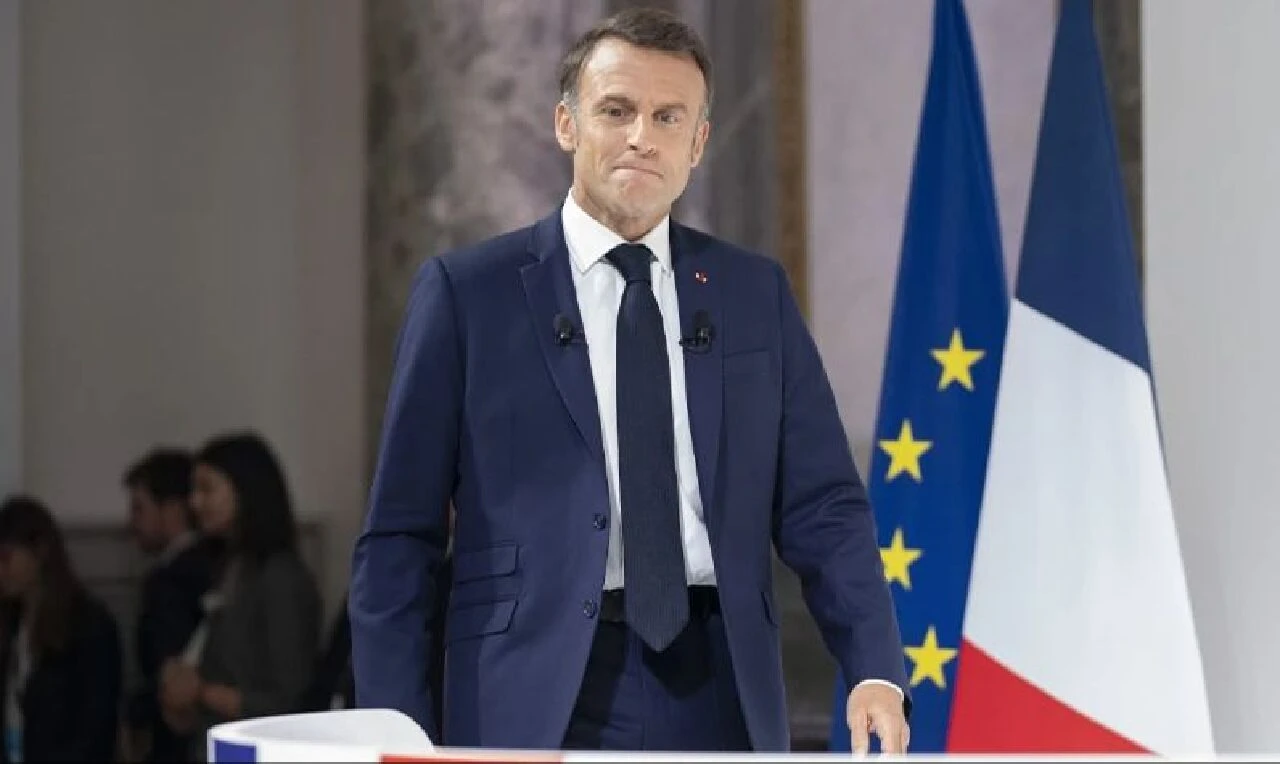 Macron 'topal ördek' konumuna düşecek! Fransa'daki seçimlerde aşırı sağ birinci çıktı
