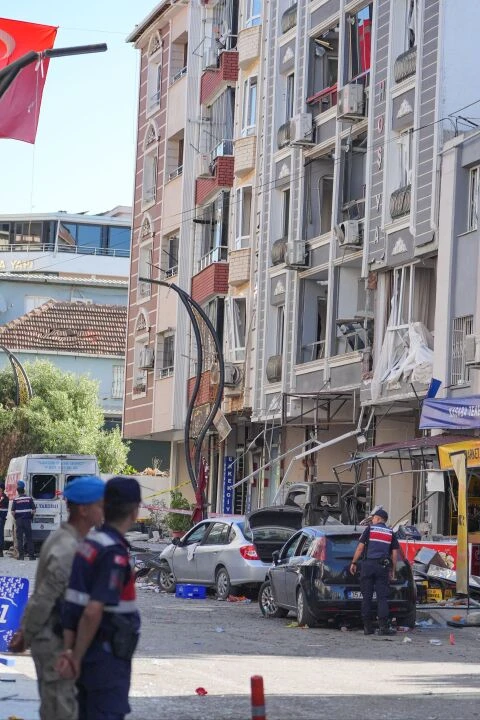 Sanayi tüpü bomba gibi patlamıştı! Görgü tanıkları yaşadıklarını anlattı: Mahşer yeri gibiydi