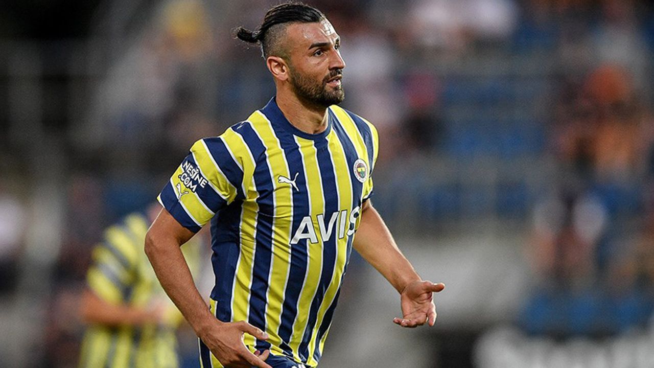 Serdar Dursun Fenerbahçe&#039;nin teklifini reddetti!