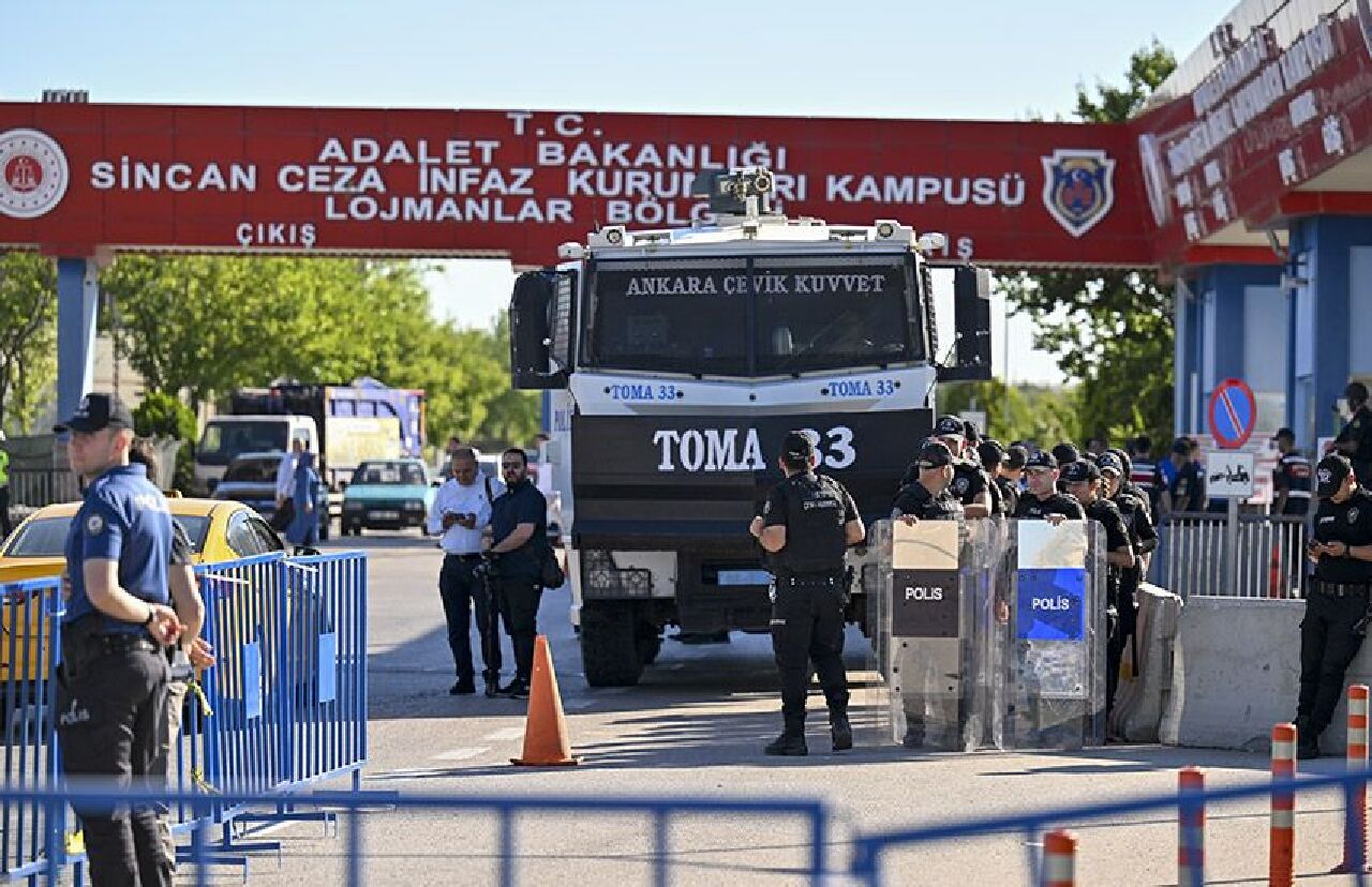 Sinan Ateş cinayeti davası başladı! Özgür Özel'den partilere çağrı: Gözdağı vermeye çalışıyorlar - 2. Resim