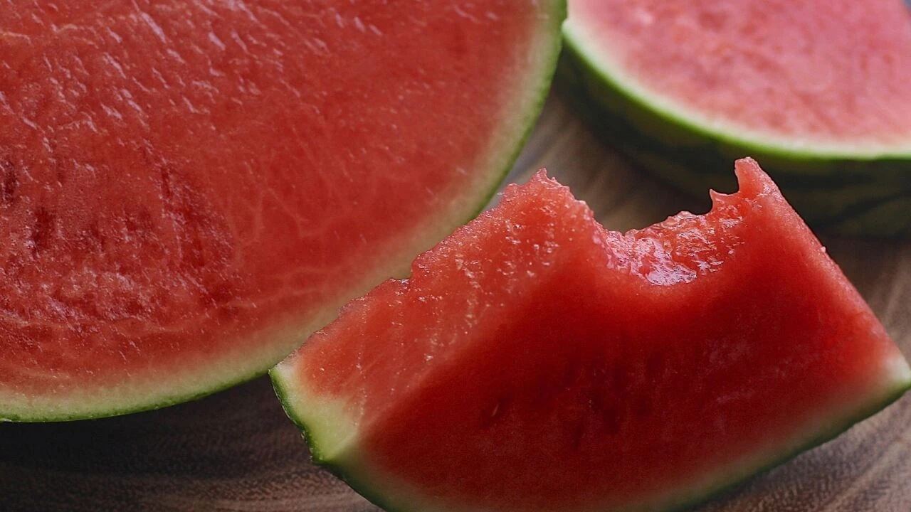 Amerikalı bilim insanları karpuzun çorbasını yaptı! Tek başına vücudun yakıt motoru oldu