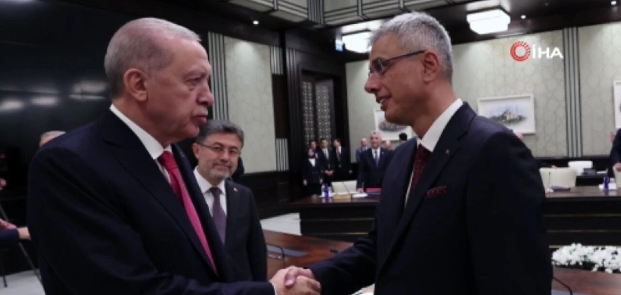 Emekli ve memurun gözü Kabine'de! Memişoğlu ve Kurum da toplantıya katıldı - 1. Resim