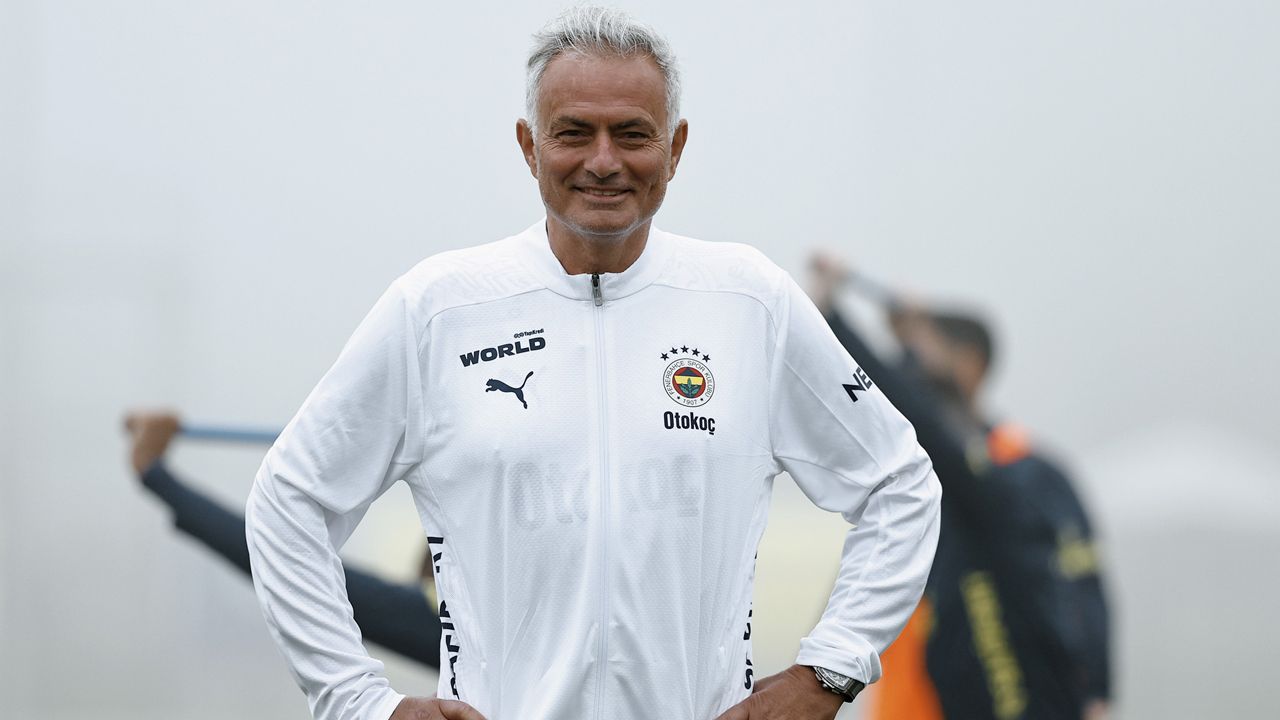 Jose Mourinho'dan ezeli rakiplere transfer göndermesi: "Umarım maaşları ödeyebilirler" - Futbol