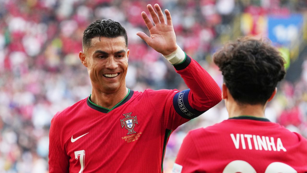 Portekiz, Slovenya'yı penaltı atışlarıyla eledi! - Futbol