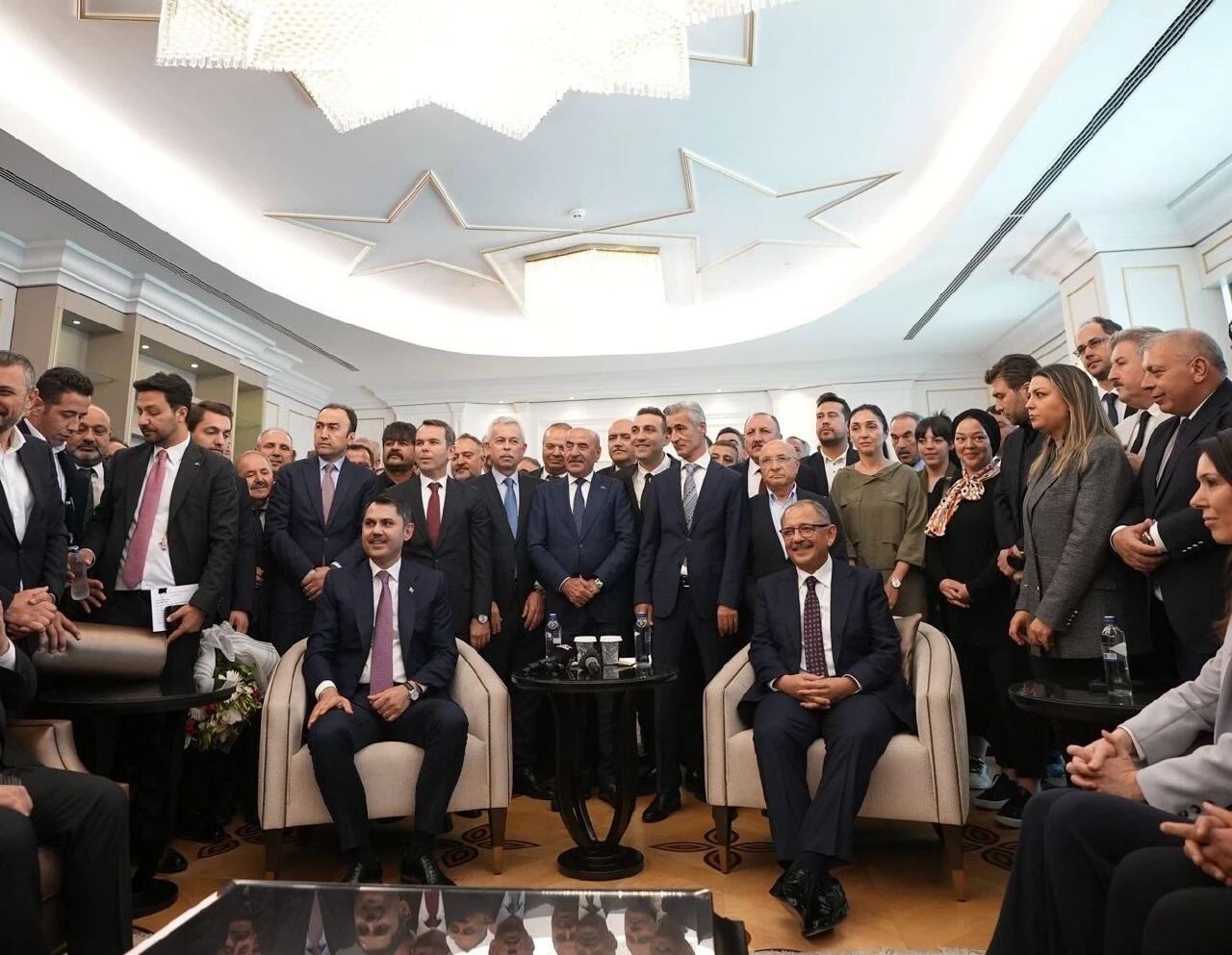 SON DAKİKA I Çevre ve Şehircilik Bakanlığı'nda devir teslim! Bakan Kurum görevi devraldı - 1. Resim