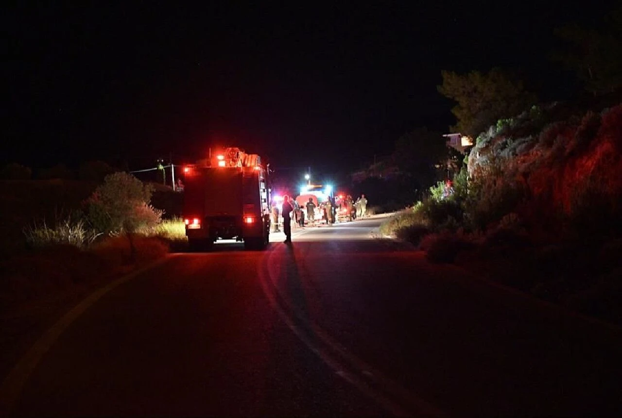 Yunanistan yine felaketin eşiğinde! Kos, Girit ve Sakız Adası'nda orman yangını: 5 yaralı - 5. Resim