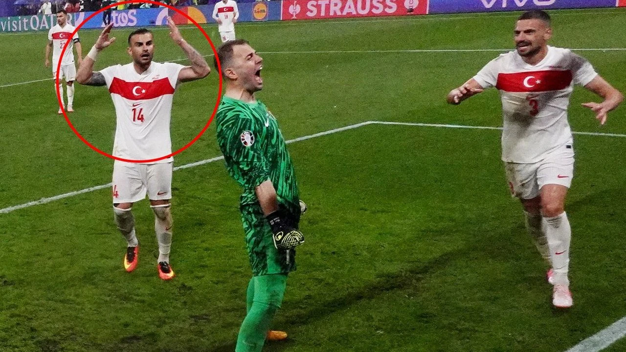 Abdülkerim Bardakçı'nın Mert Günok'un kurtarışına verdiği tepki gündem oldu! - 2. Resim