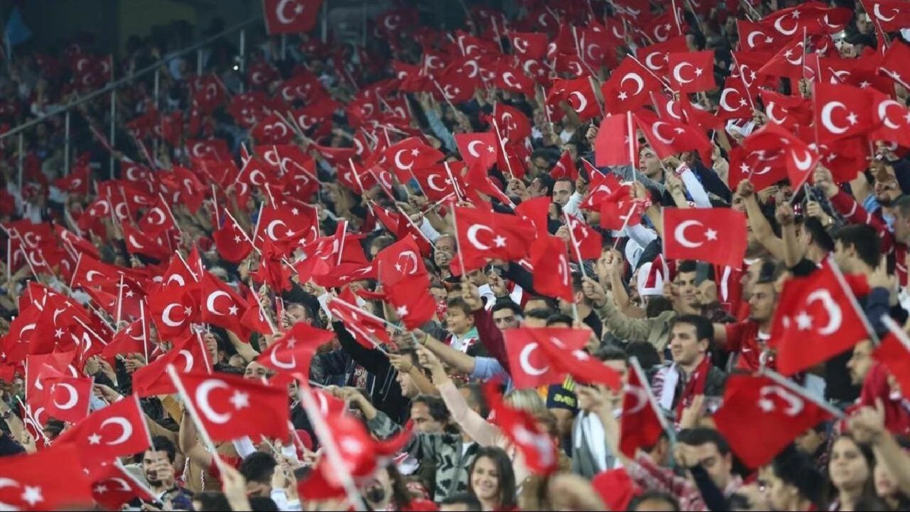 Avusturya-Türkiye maçında A Milli Futbol Takımı algıları yıktı! Dünya'nın gözü bu kez Hollanda-Türkiye maçında - 11. Resim