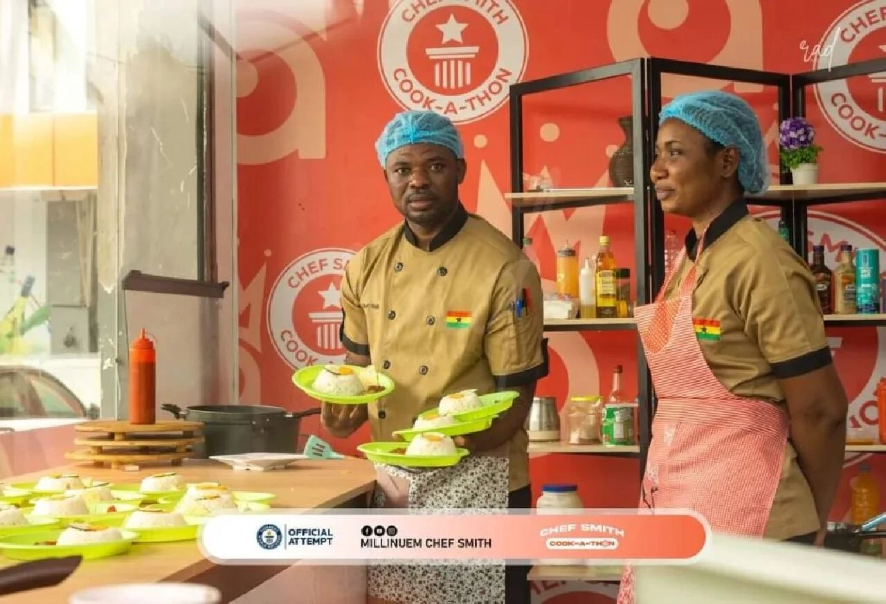 Guinness Rekorlar Kitabı'na giren yeni rekor duyanları şaşırttı: 802 saat boyunca yemek pişirdi