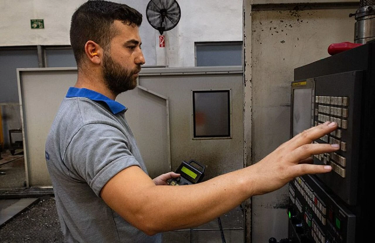 İş var, eleman yok! Maaşlar aynı seviyeye geldi: 10 bin kişiye ihtiyaç var