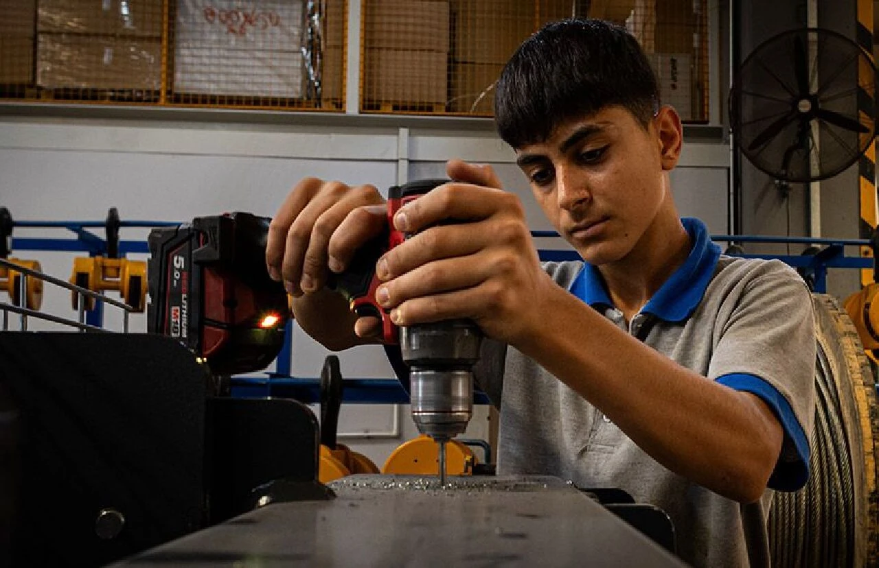 İş var, eleman yok! Maaşlar aynı seviyeye geldi: 10 bin kişiye ihtiyaç var