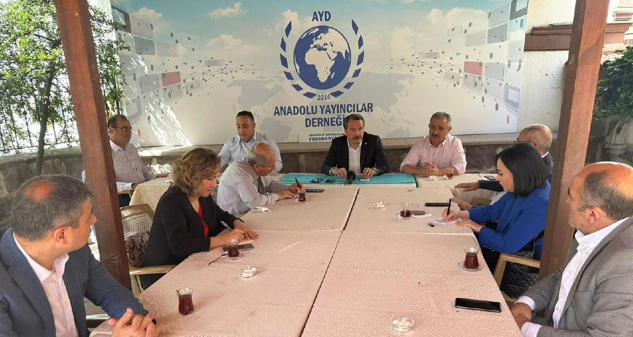 Memur-Sen zam oranını eleştirdi! 3600 ek gösterge ve toplu sözleşme talep etti - 2. Resim