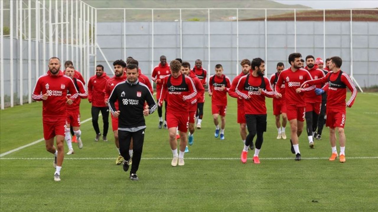 Sivasspor yeni sezon çalışmalarına devam etti