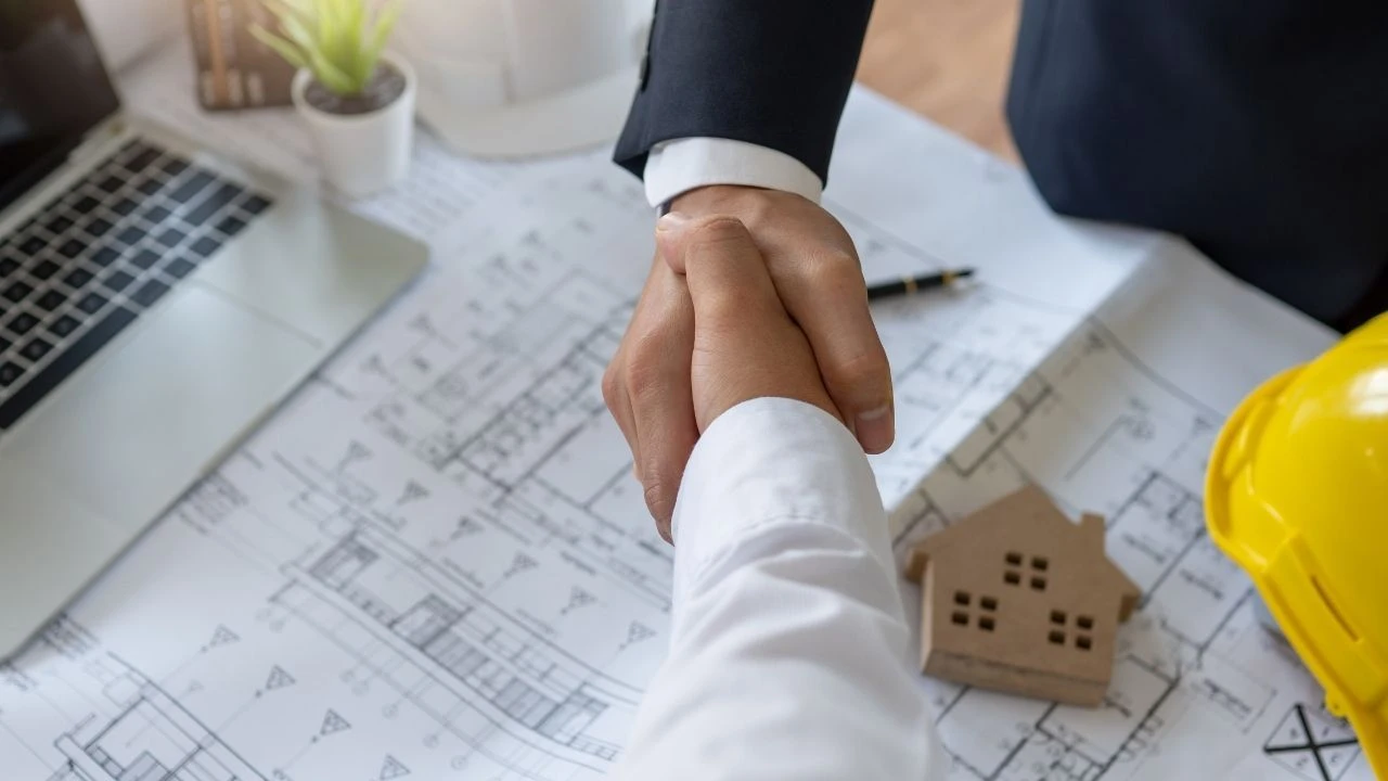 Türk müteahhitlerden büyük başarı! Yurt dışında 7,6 milyar dolarlık işe imza attılar