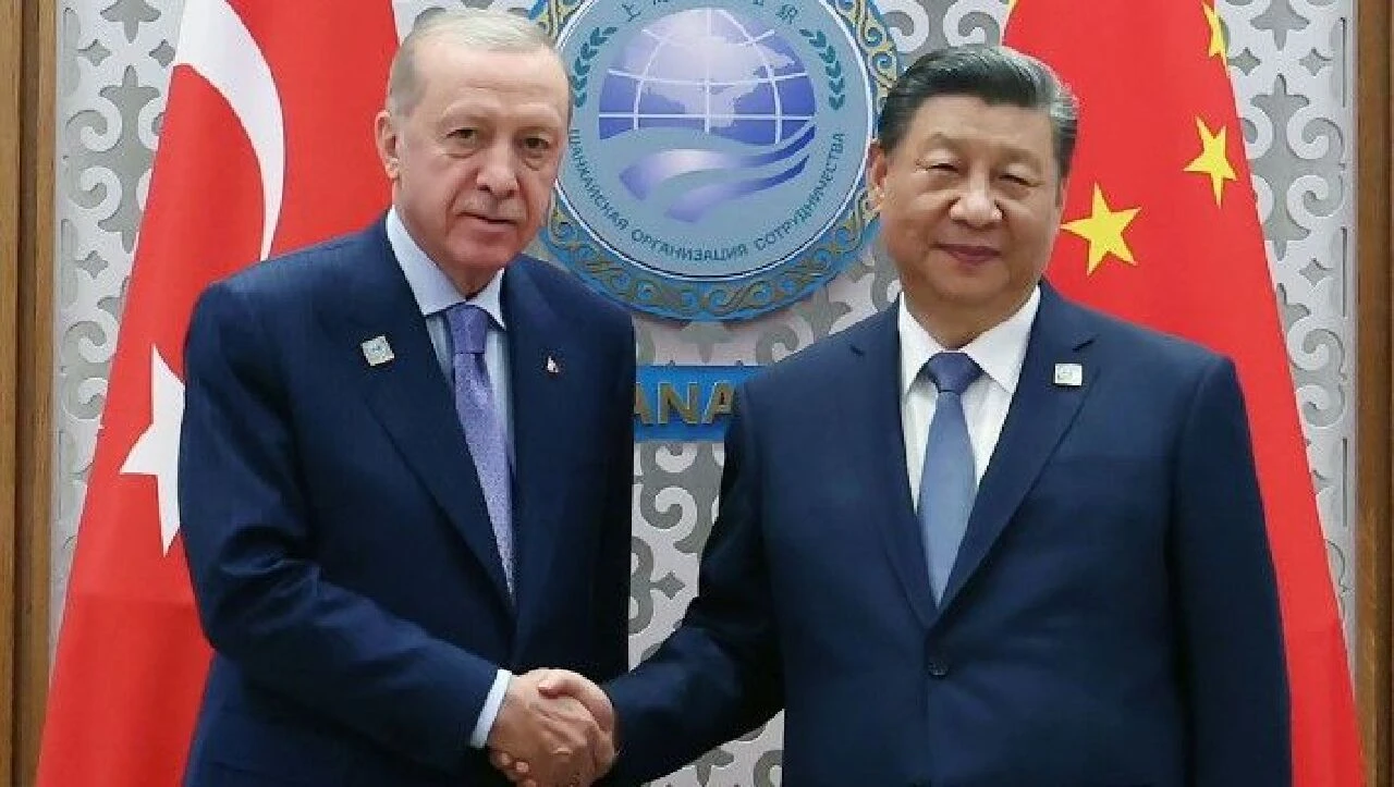 Erdoğan'ın yoğun diplomasi trafiği sürüyor! Astana'da peş peşe kritik temaslar - 3. Resim