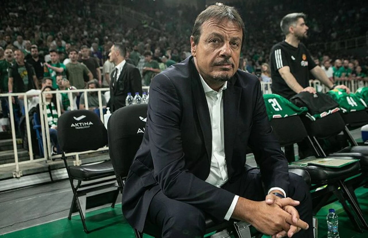 Ergin Ataman, Yunanistan'da yılın başantrenörü seçildi
