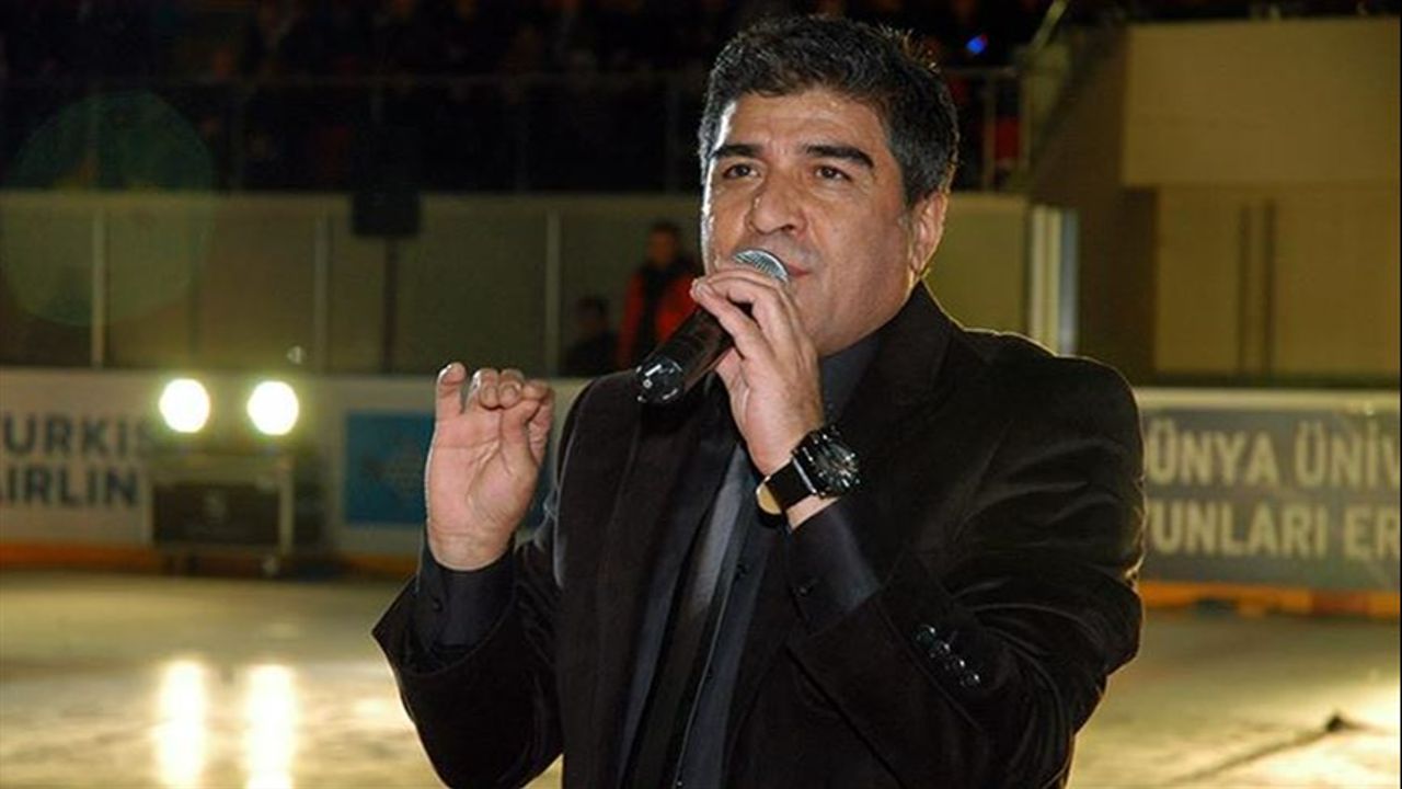 Erzurumspor'un yeni formasında yer alan Erzurumlu İbrahim Erkal 2017 yılında vefat etti - Aktüel