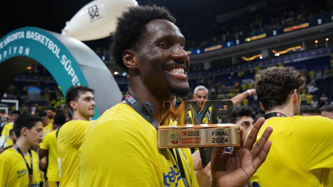 Fenerbahçe Beko, Nigel Hayes-Davis'in sözleşmesini uzattı - Basketbol