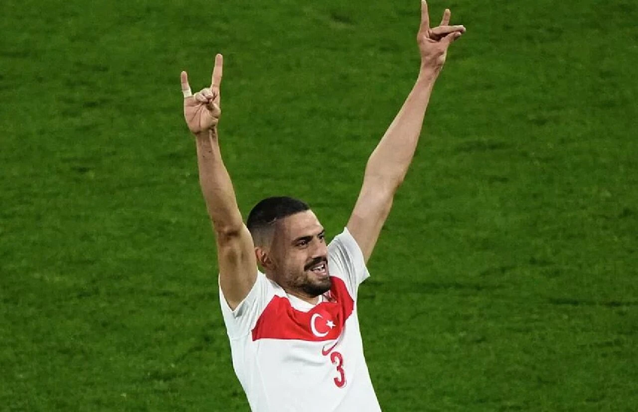Işığın içinden çıktı, Türkleri ayağa kaldırdı! Orduya yol gösteren kurdun hikayesi - 1. Resim