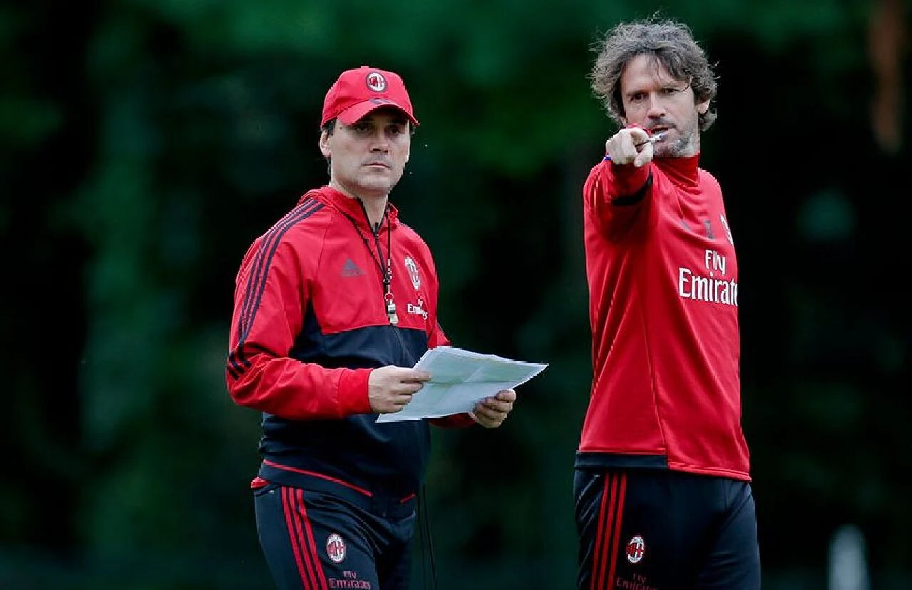 Montella'nın yardımcısı Russo'dan 4-6-0 eleştirilerine cevap - 1. Resim