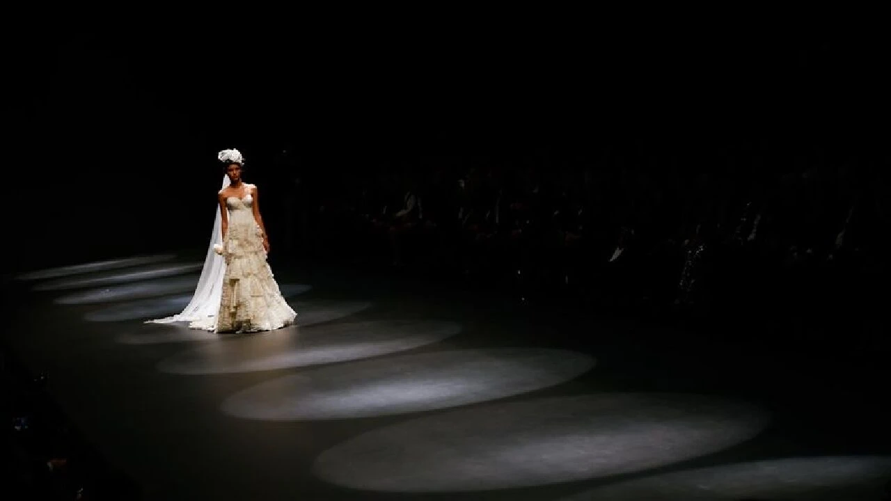 Türk gelinlikleri Avrupa, Asya ve Afrika'nın gözdesi oldu! Almanya'ya 7 bin 836 gelinlik gitti