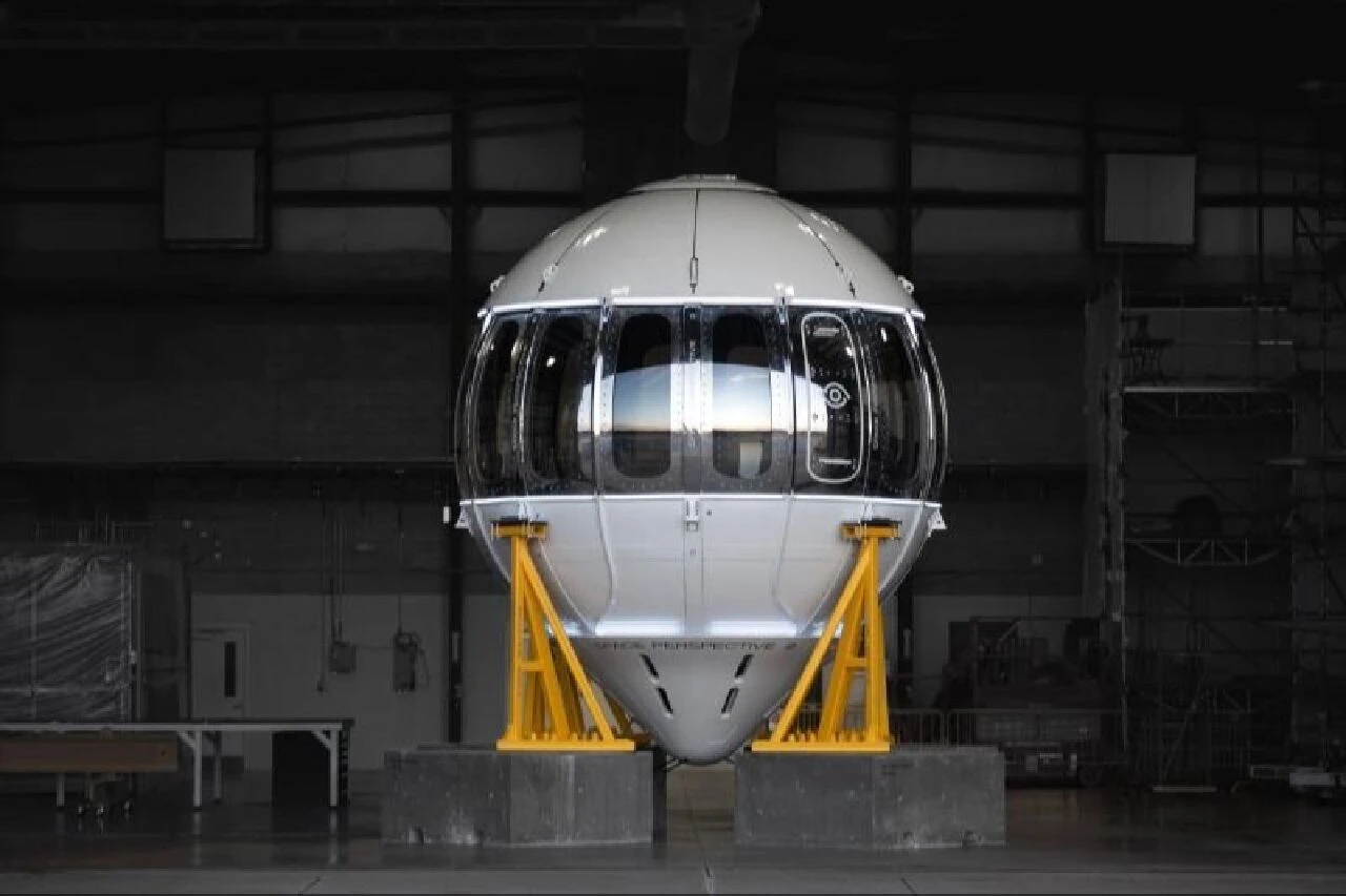 Uzay turizmi gerçekleştiren iki büyük firma: Biri roketle diğeri balonla götürüyor: İşte aradaki fark