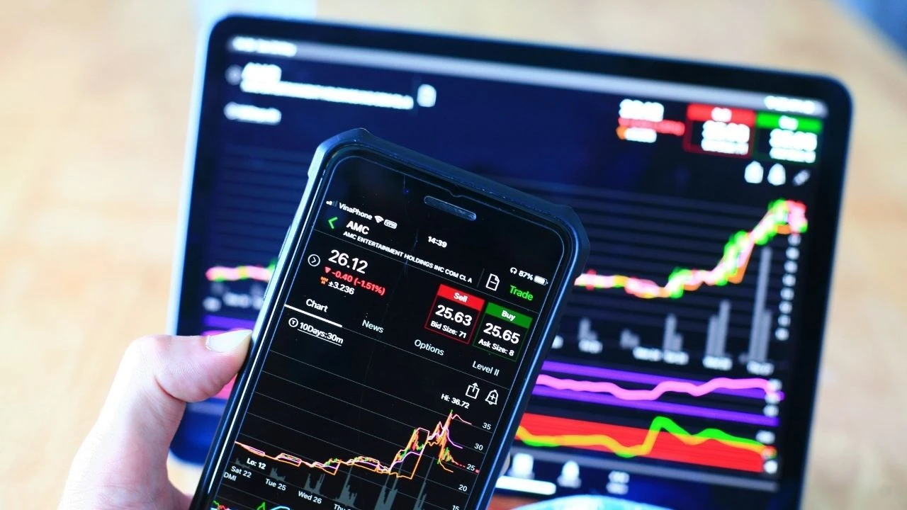 Yabancılar 7 haftada 2 milyar dolar hisse sattı! Yılın en sert hisse satışı