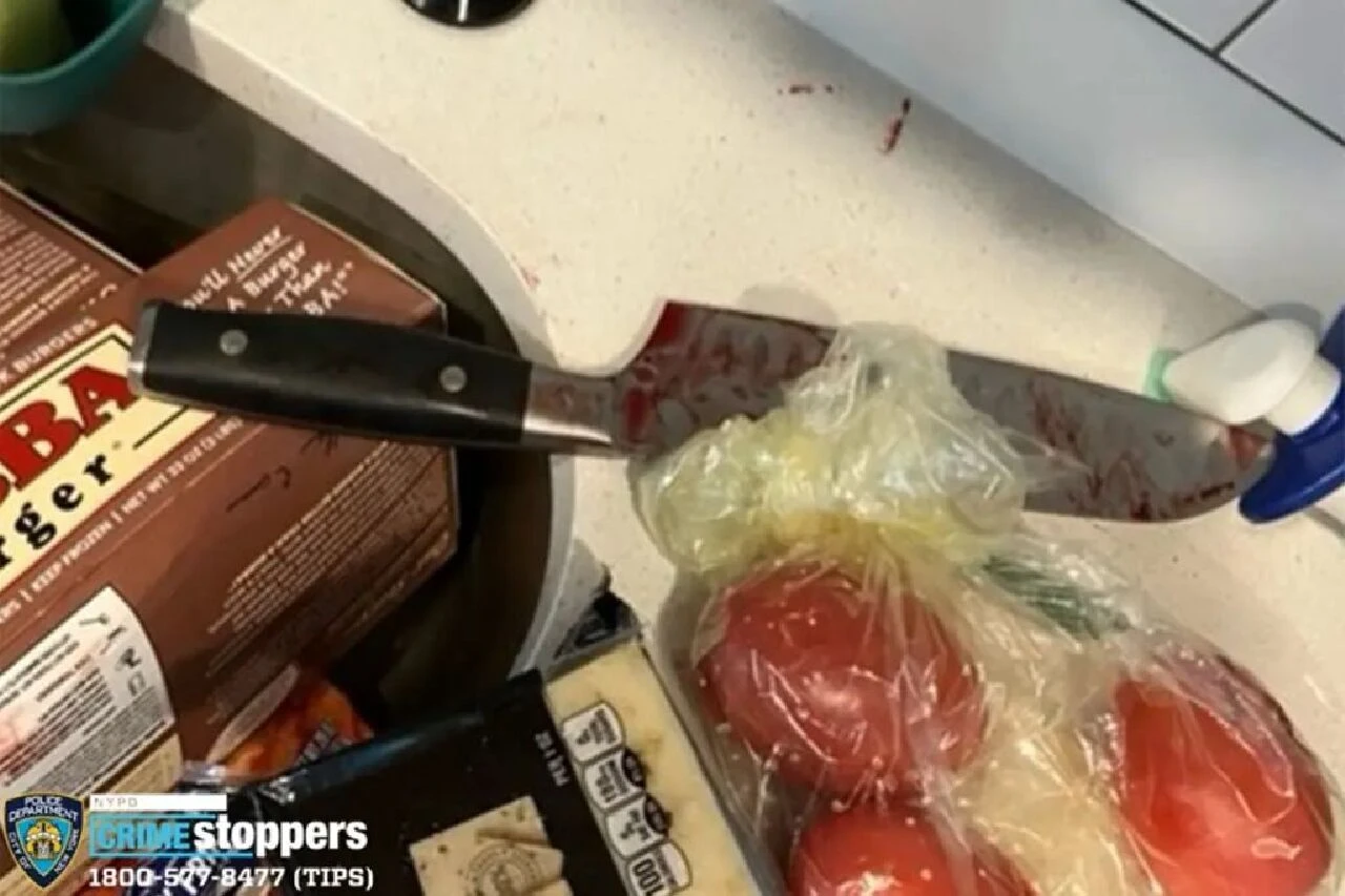 ABD'de korkunç olay: Annesini ve babasını yaraladı, 8 yaşındaki kardeşini öldürdü!