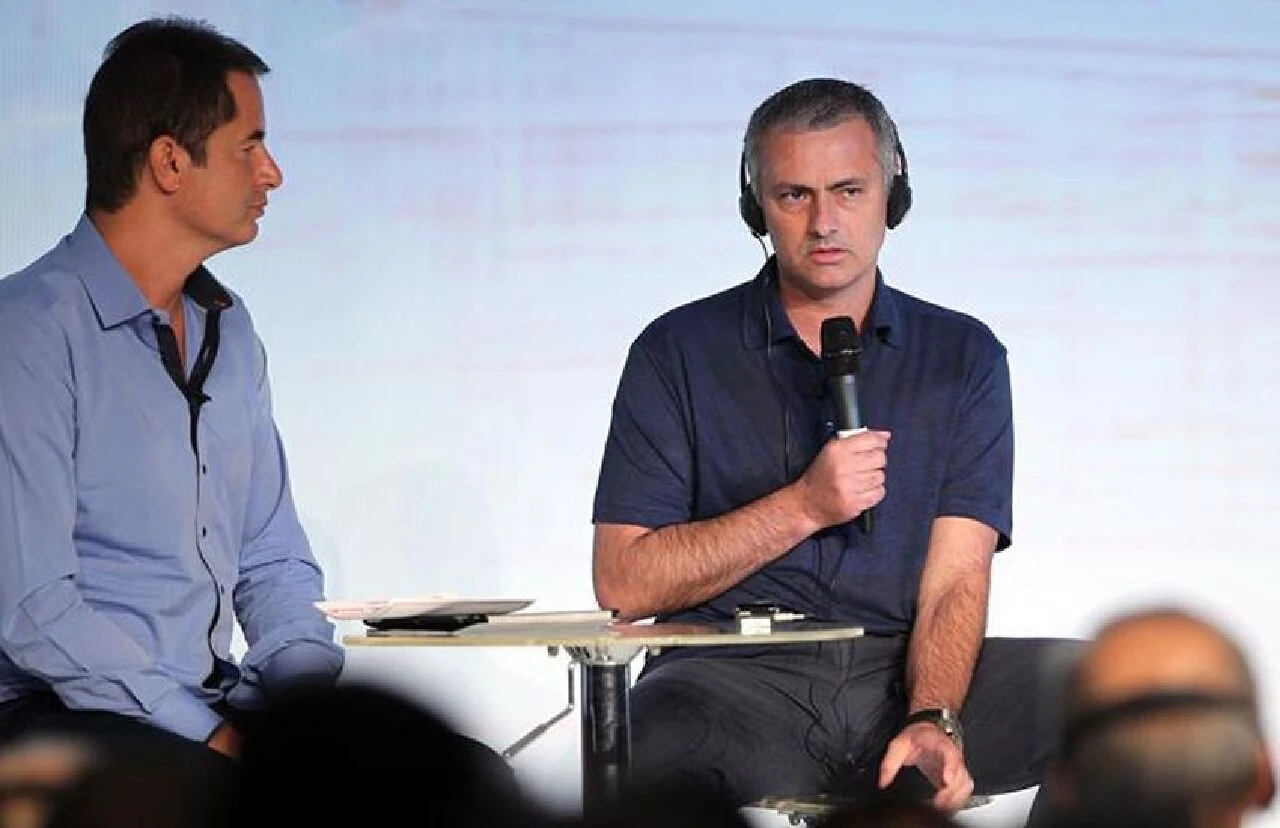 Acun Ilıcalı'dan forvet müjdesi: "Mourinho'nun istediği ismi getiriyoruz"