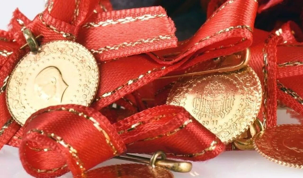 Altında yükseliş sürüyor! İşte 5 Temmuz 2024 gram altın, çeyrek altın fiyatları... - 3. Resim