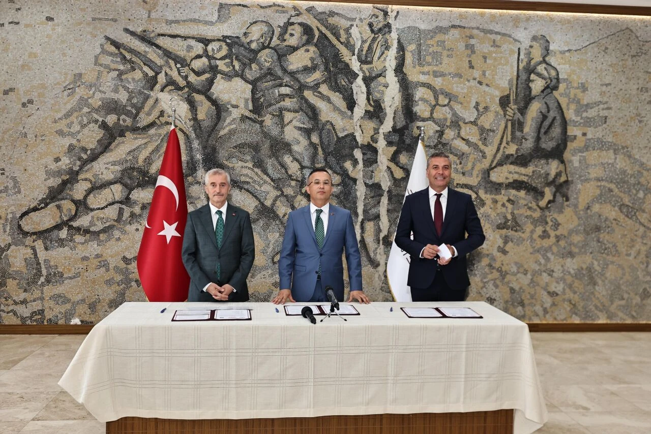 Belediye resmen duyurdu! LGS’de dereceye giren öğrencilere 10 milyon TL’lik ödül