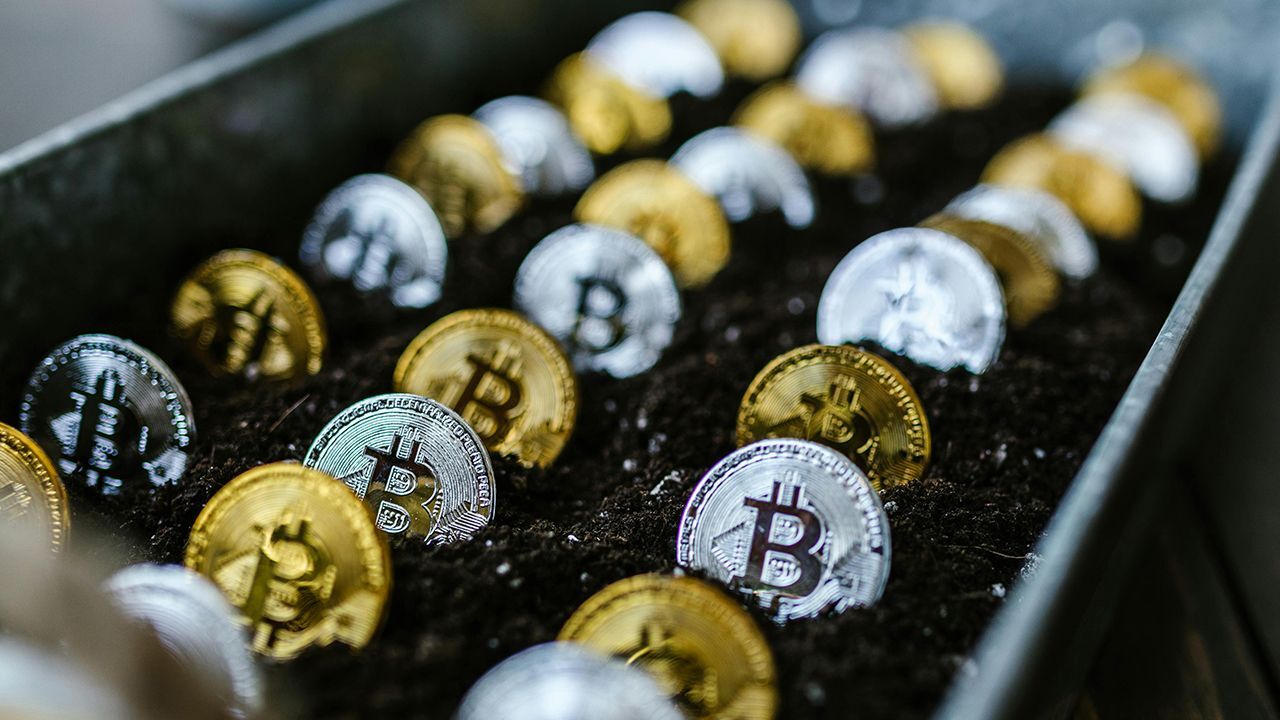 Bitcoin yeni güne değer kaybıyla başladı! Kripto para 4 ayın en düşük seviyesinde