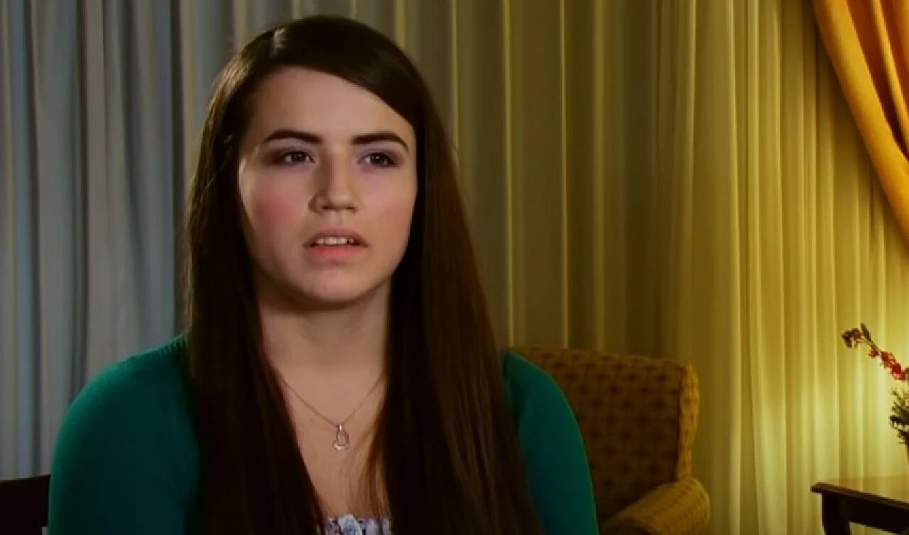 Depresyon yüzünden başladı bir daha bırakamadı! Benzin bağımlısı kız herkesi şoke ediyor - 1. Resim